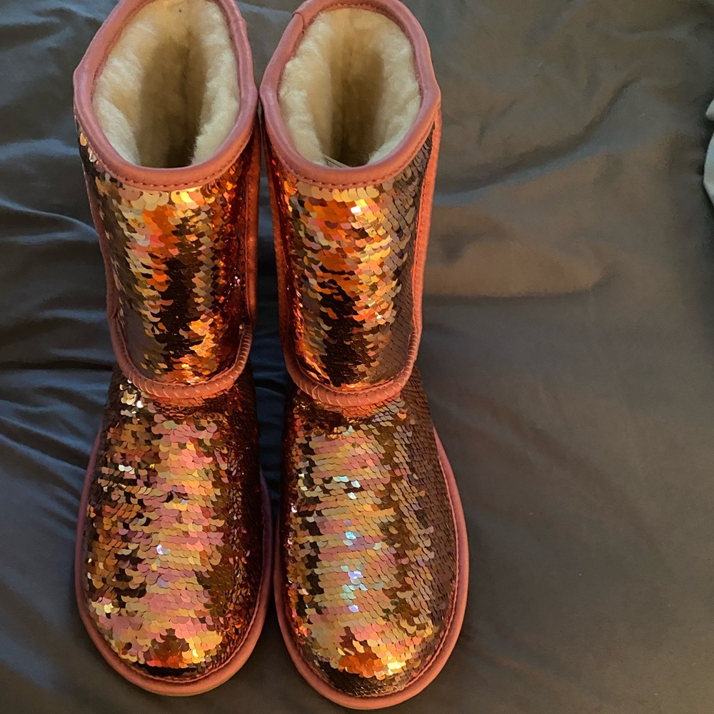 UGG Women’s Classic Short Sequin Pink Boots